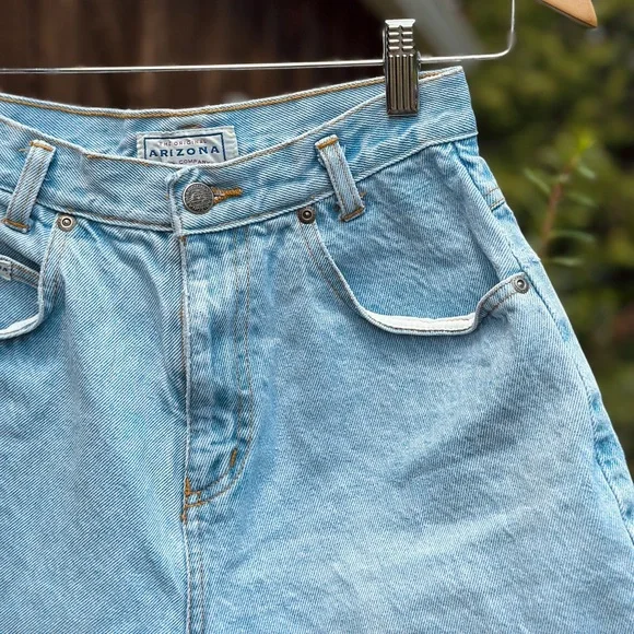 Vintage Arizona Shorts - high waist - no stretch - 14 - (25” waist) - Picture 3 of 5